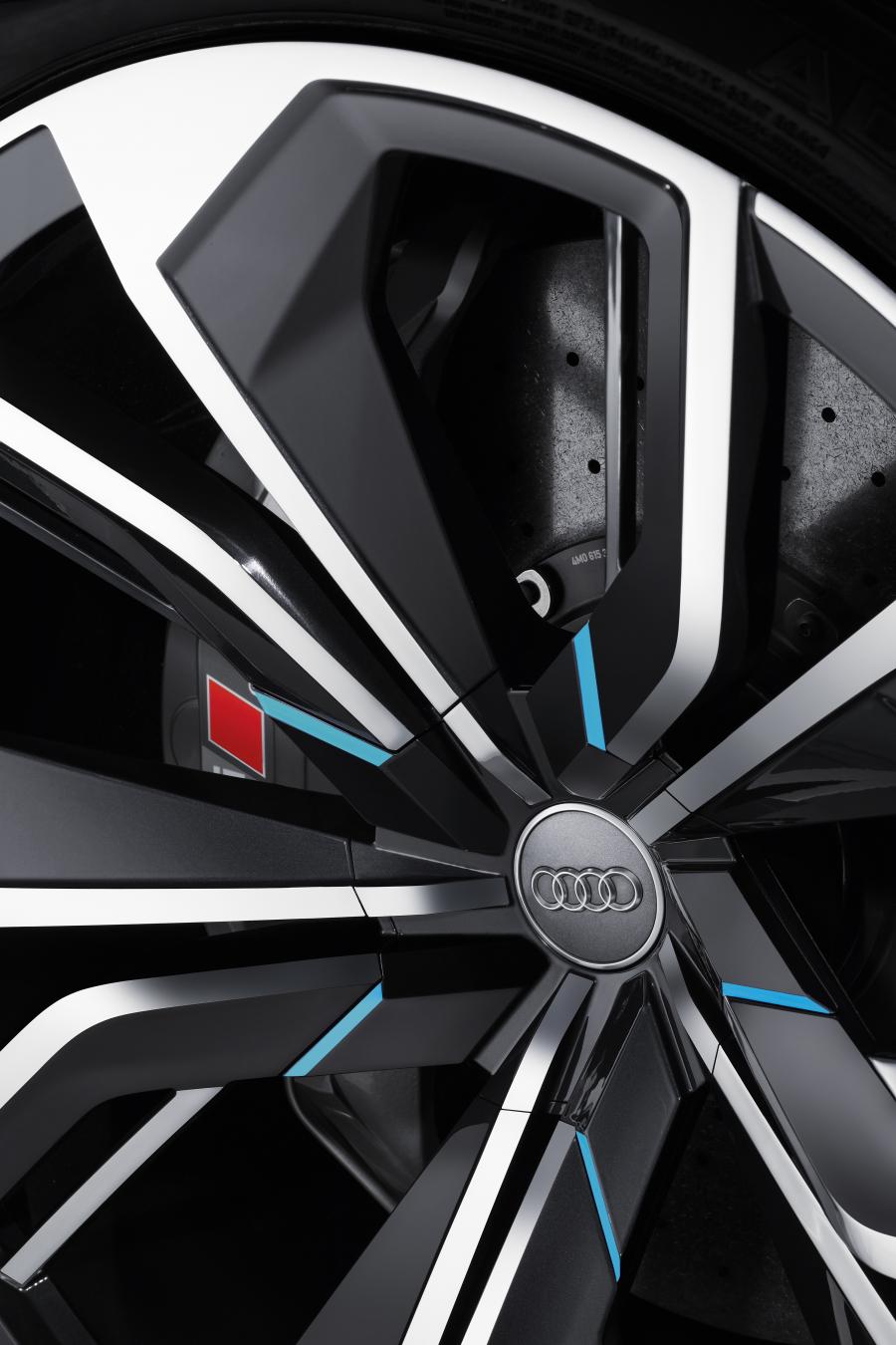 Колеса Audi Q8 Concept 2017 года  (фото 9 из 46)